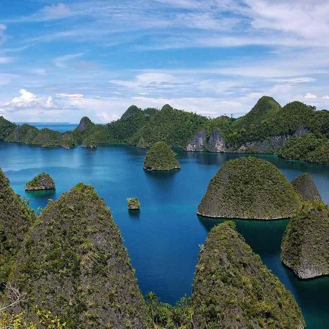 Honeymoon in Papua New Guinea