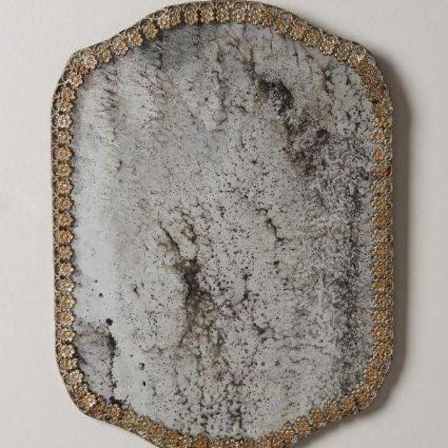 Sea-Weathered Mirror: Large Flower Chain