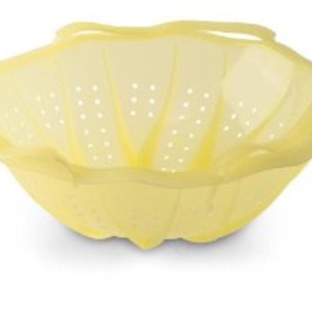 Charles Viancin Cabbage Colander and Steamer, Light Green