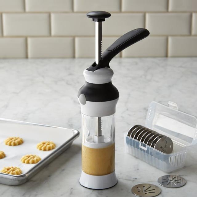 Williams-Sonoma OXO Cookie Press