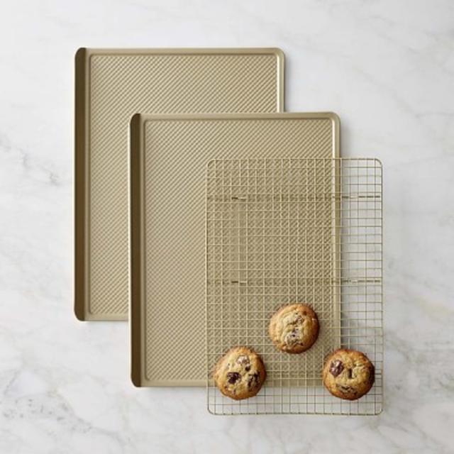 Williams-Sonoma Goldtouch® Nonstick 3-Piece Cookie Bakeware Set