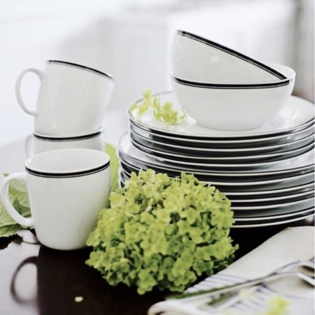 Williams Sonoma Open Kitchen Black Bistro Dinnerware Collection
