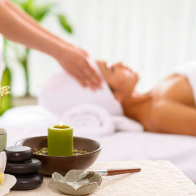 Mini-Moon Spa Day