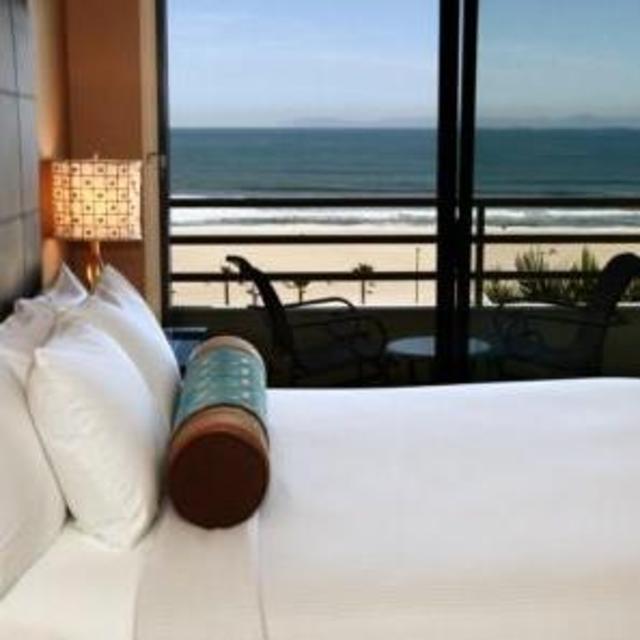 Hotel / Resort