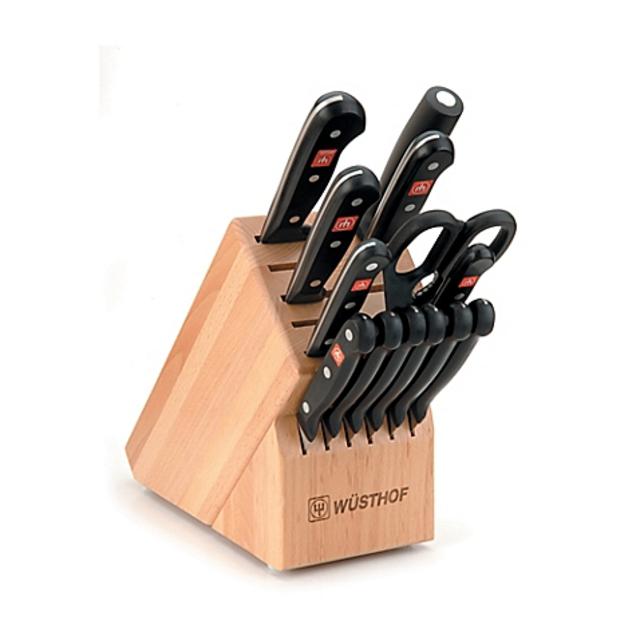 Wusthof® Gourmet 14-Piece Knife Block Set in Natural