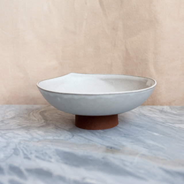 Mondays Brooklyn Footed Serving Bowl/ White