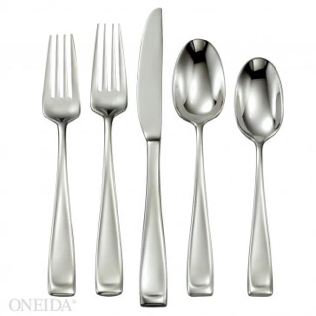 Moda 65 Piece Service for 12 Flatware Set
