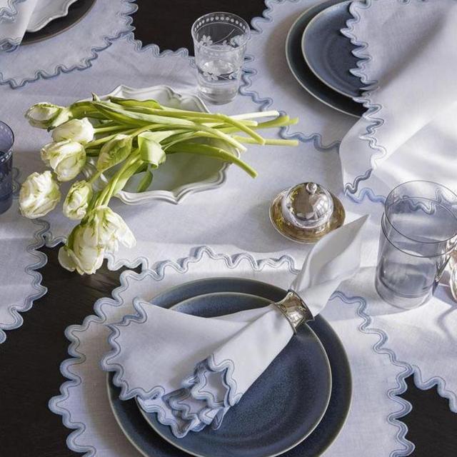Matouk Wave Napkin - Set of 12