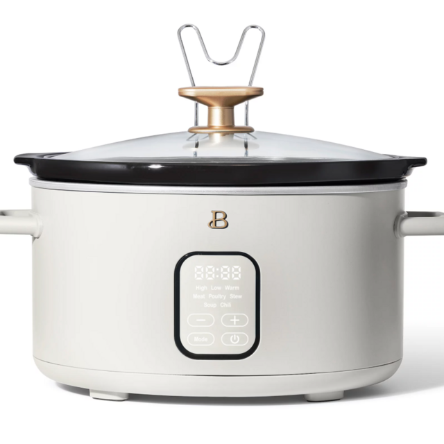 "Beautiful Collection" 6 Quart Slow Cooker, by Drew Barrymore (White Icing)