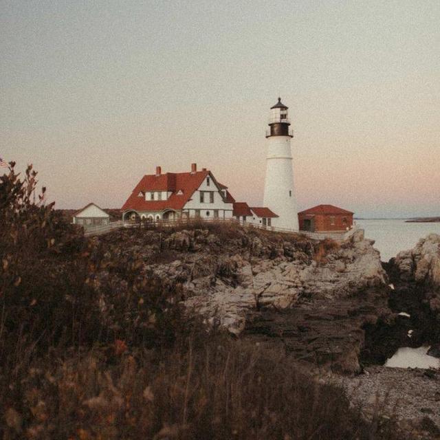 Lighthouse Chasing