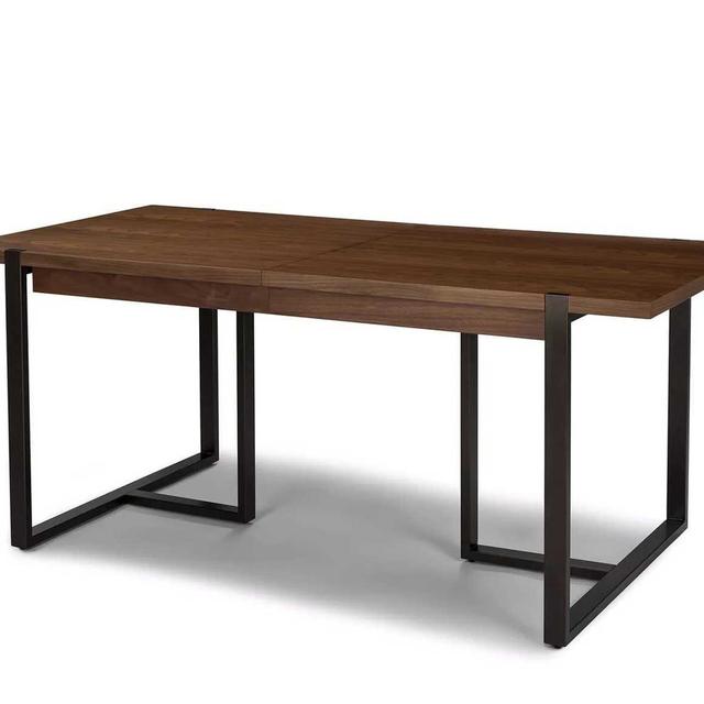 Oscuro Walnut Extendable Dining Table