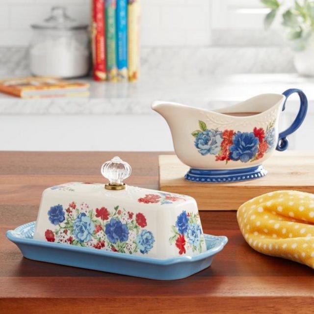 Pioneer Woman Classic Charm 3-Piece Butter Dish & Gravy Boat Set