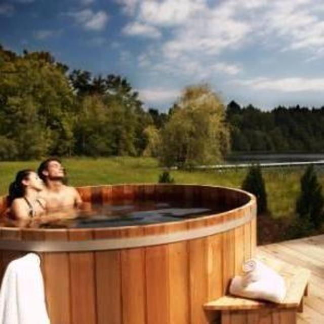 Cabin House: Hot Tub