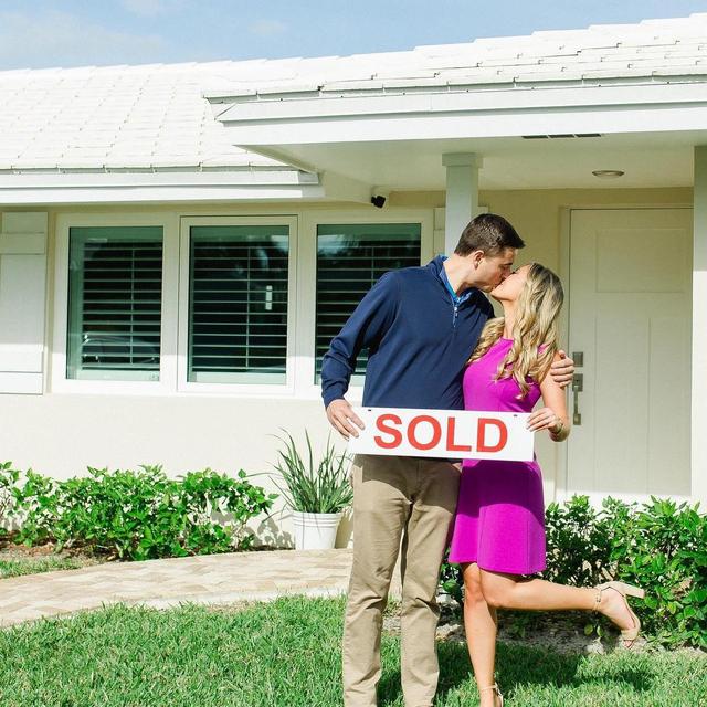 New Homeowner Fund: Furniture & Lights Here We Come!