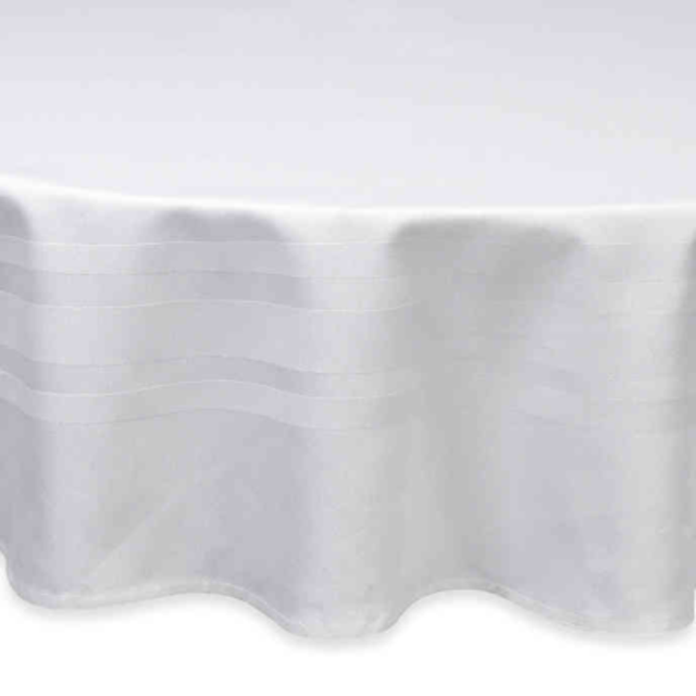 Wamsutta® Classic 70-Inch Round Tablecloth in Vanilla