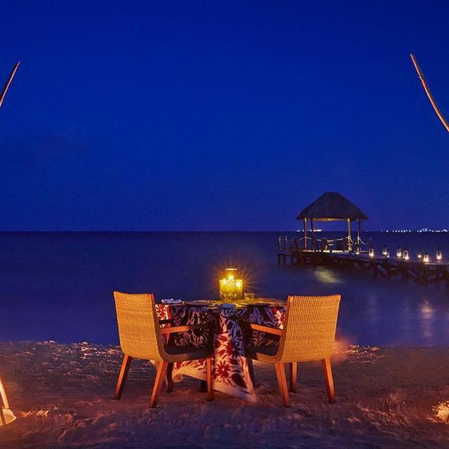 Romantic dinners