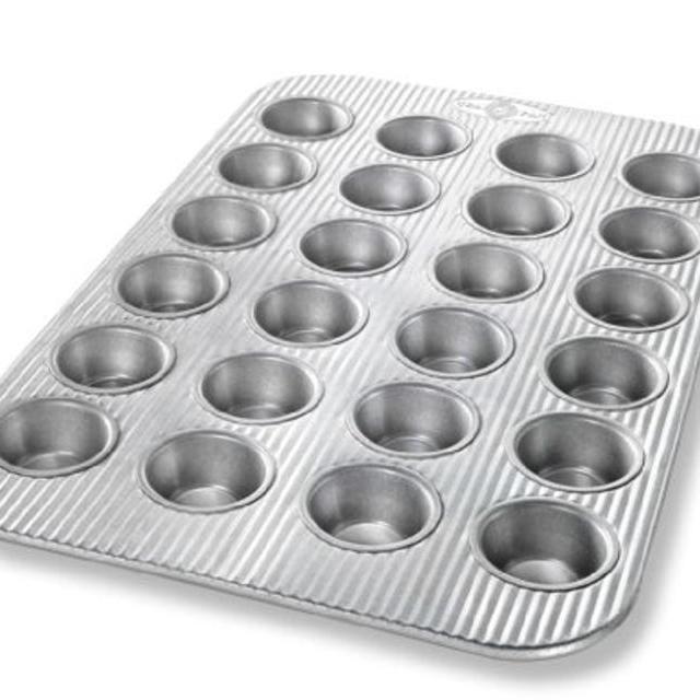 USA Pan Bakeware Aluminized Steel 24 Cup Mini Muffin Pan