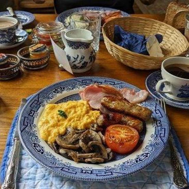 Traditional English Breakfast for Two- London