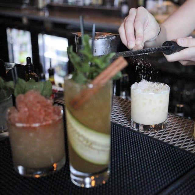 Honeymoon - Farm-to-Flask Mixology Class