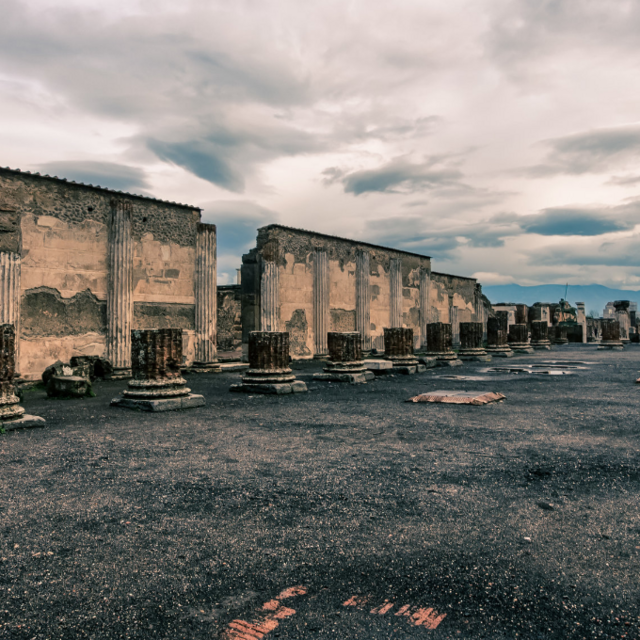 Best of Naples - Pompeii, Archaeological Museum Excursion