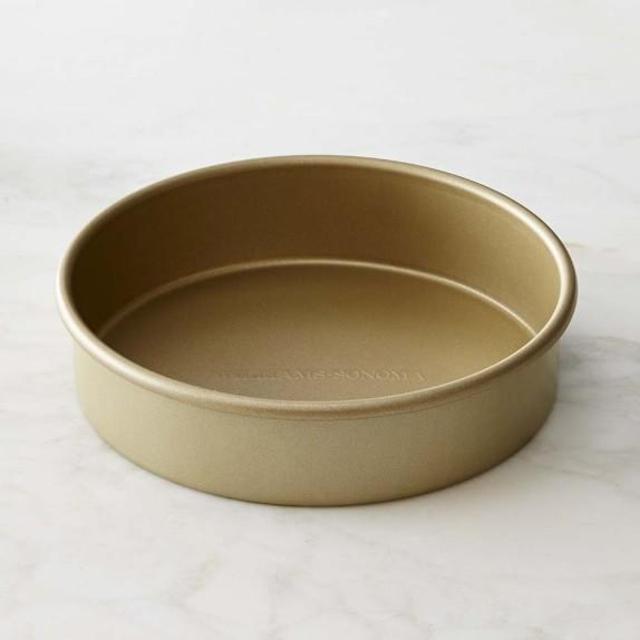 Williams-Sonoma Goldtouch® Nonstick Round Cake Pans
