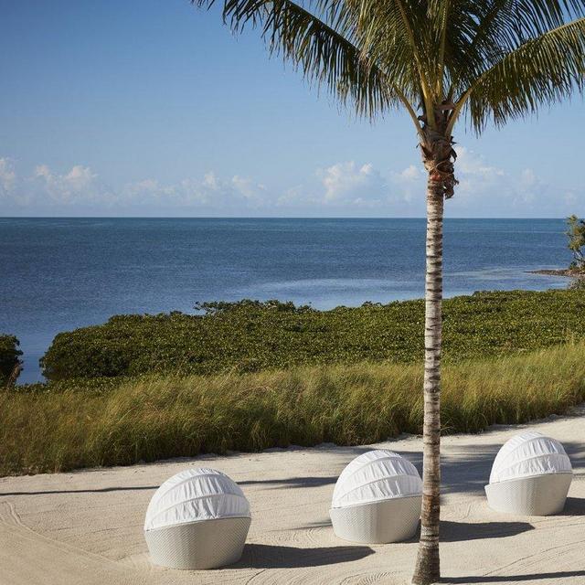 3 Nights at Isla Bella Beach Resort in Marathon, Florida (Honeymoon)