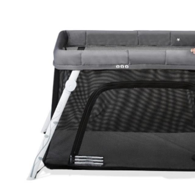 Lightweight Traveling Crib