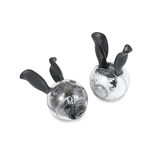 Chef'n® Mini Magnetic Salt and Pepper Set