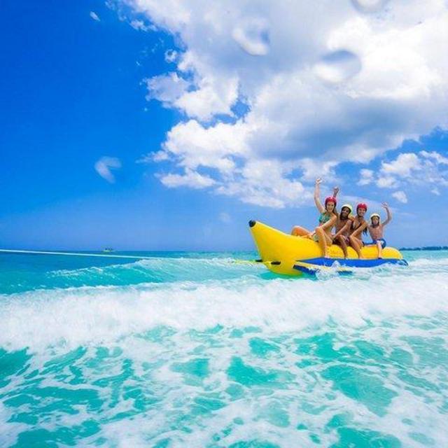 Maldives Honeymoon - Banana Boat Ride