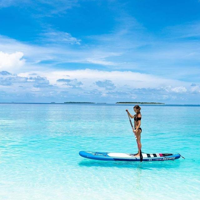Maldives Honeymoon - Paddle Boarding