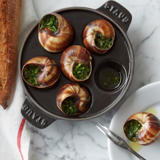 Staub Cast-Iron Escargot Dish with 6 Holes