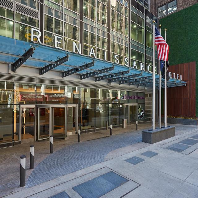 2 Nights at the Renaissance New York Midtown Hotel