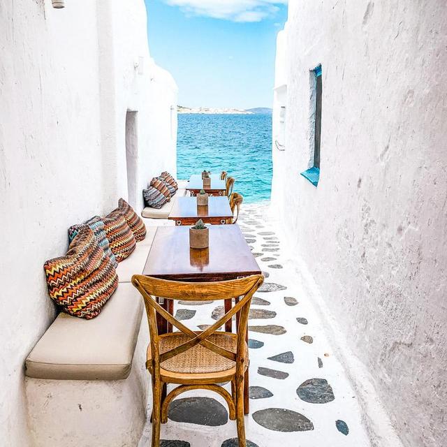 Dinner at Kastros Mykonos