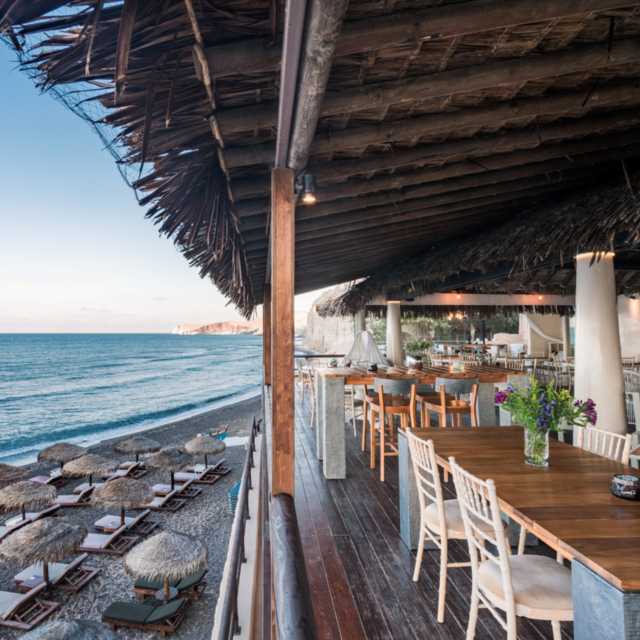 Happy Hour at Theros Wave Bar Santorini