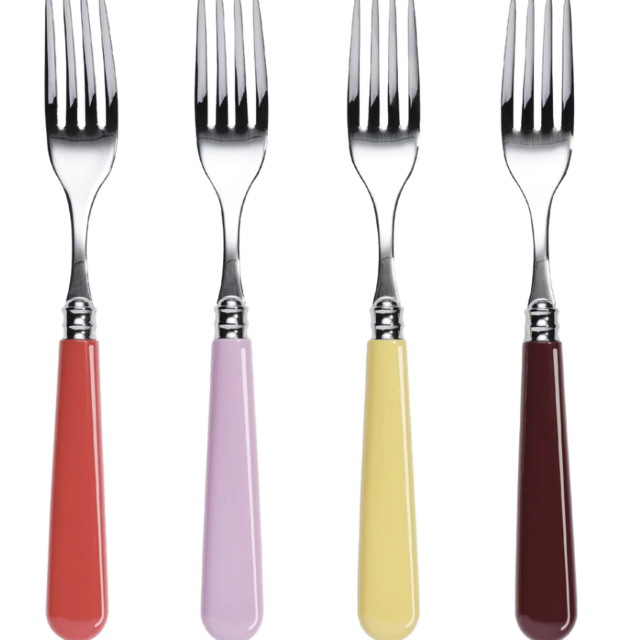 12 PIECE CUTLERY SET, REDS
