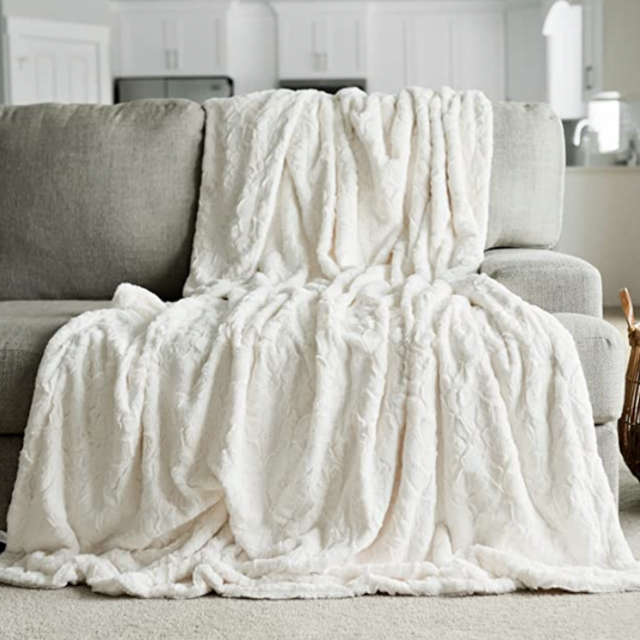Faux Fur Home Throw Blanket - Solid Ivory, Extra Large 60" x 80"