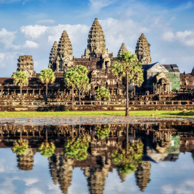Angkor Watt Sunrise Tour