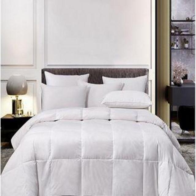 Queen size - Scott Living Natural Blend Feather & Down Comforter