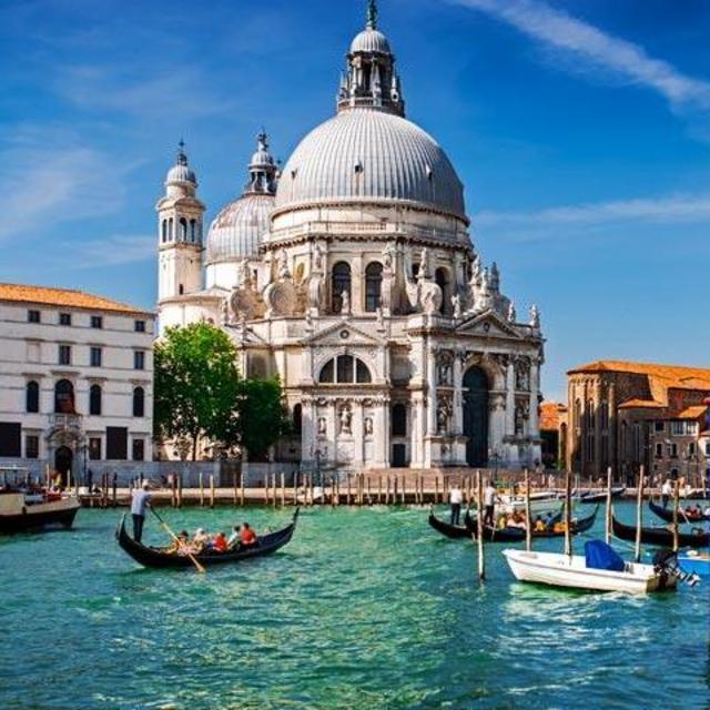 Chorus Passes to the Churches of Venice