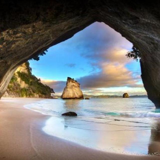 Kayaking around Cathedral Cove - New Zealand
