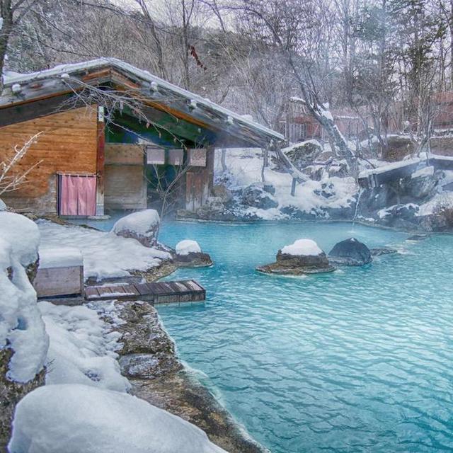 Honeymoon in Japan! Trip to the Onsen (baths)