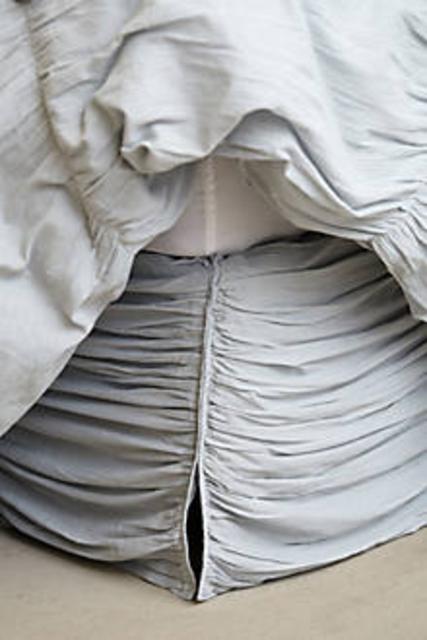 Queen Georgina Bedskirt in White