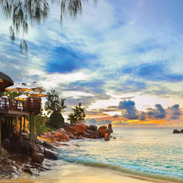 Honeymoon - Water Excursion in the Seychelles