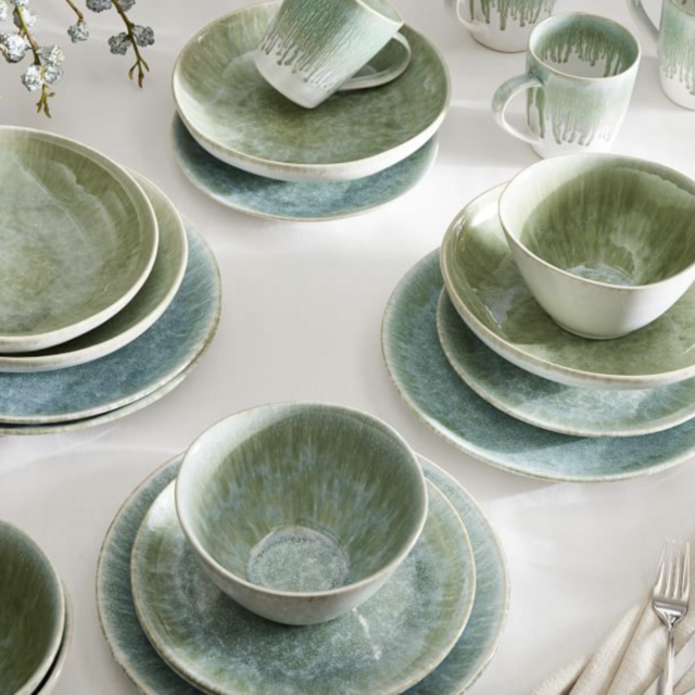 New Dishware & Utensils Set