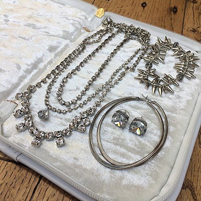 Magnetic Jewelry Travel Case, Large