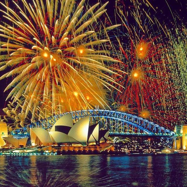 NYE SYDNEY HARBOR CRUISE DINNER