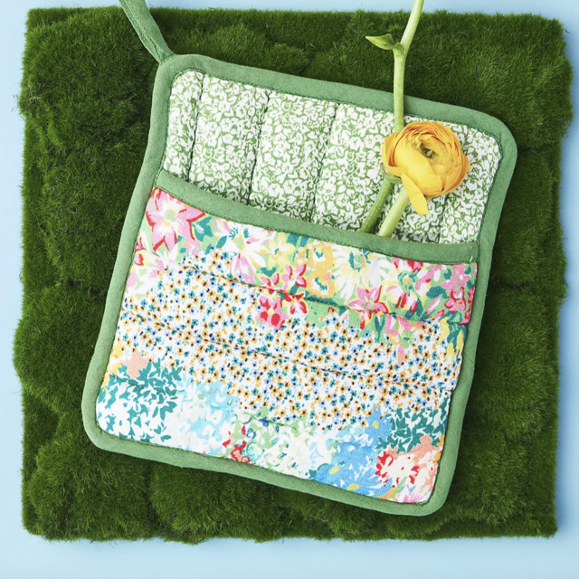 Sarah Campbell Pot Holder