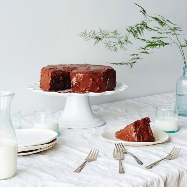 Pillivuyt Patisserie Footed Cake Stand
