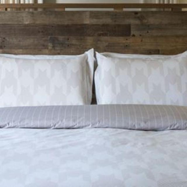 The Ivory Tooth - Duvet Cover - King