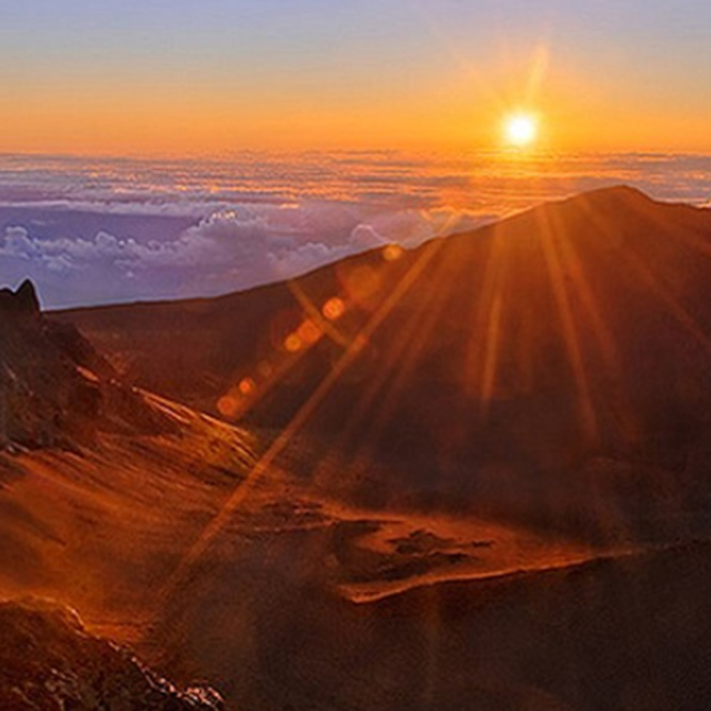 Majestic Haleakala Sunrise Tour & Hike